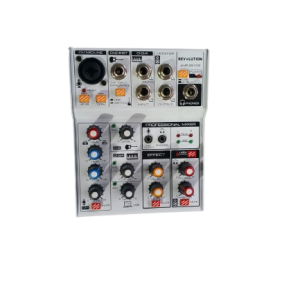 WhatsApp_Image_2025-10-03_at_19.01.36__2_-removebg-preview Consola mixer compacta Evolution AMP-22103 de 4 canales con amplificador incorporado (mezcladora potenciada). Ideal para karaoke, presentaciones y pequeños eventos. Incluye entradas para micrófono y línea, Ecualizador de 2 bandas, y reproductor multimedia con conectividad USB/SD y Bluetooth. Diseño portátil y robusto.