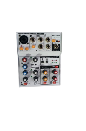 Consola mixer compacta Evolution AMP-22103 de 4 canales con amplificador incorporado (mezcladora potenciada). Ideal para karaoke, presentaciones y pequeños eventos. Incluye entradas para micrófono y línea, Ecualizador de 2 bandas, y reproductor multimedia con conectividad USB/SD y Bluetooth. Diseño portátil y robusto.