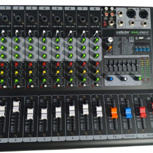 bfa96c21-58b0-493c-9d55-52a0f1f9dd73-removebg-preview Consola de audio profesional Kebler KM8-pro17 de 8 canales con faders deslizantes individuales. Incluye interfaz de audio USB, conectividad Bluetooth 5.0, Ecualizador lineal de 7 bandas y un potente procesador Multi-Efectos DSP con 99 programas. Cuenta con alimentación Phantom Power de +48V y salidas principales XLR balanceadas. Ideal para estudios, bandas en vivo, iglesias y podcasting profesional.
