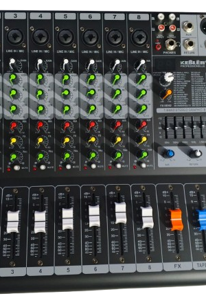 Consola de audio profesional Kebler KM8-pro17 de 8 canales con faders deslizantes individuales. Incluye interfaz de audio USB, conectividad Bluetooth 5.0, Ecualizador lineal de 7 bandas y un potente procesador Multi-Efectos DSP con 99 programas. Cuenta con alimentación Phantom Power de +48V y salidas principales XLR balanceadas. Ideal para estudios, bandas en vivo, iglesias y podcasting profesional.