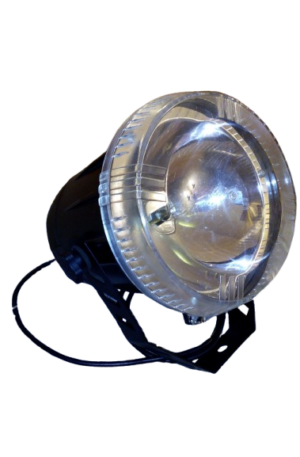 Tacho LED de efectos combinados Dance Strobe 2, que integra iluminación de color y un potente efecto estroboscópico (STROBOSCOPE). El equipo cuenta con LEDs RGB para lavado de color y LEDs blancos de alta potencia para el efecto flash. Controlable por DMX, modo activado por sonido y automático. Ideal para DJs, bares, discotecas y pistas de baile que buscan combinar luz pulsante con iluminación de ambiente dinámica.